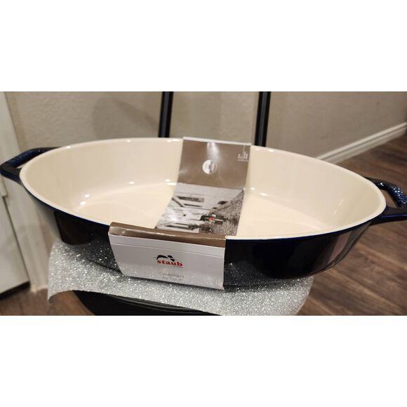 Staub Ceramic Oval 4L Baking Dish- Dark Blue - Picture 10 of 12
